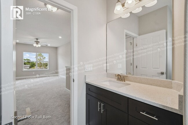 Building Photo - AVAILABLE TODAY!  New Luxury Townhome finished with High-End Touches