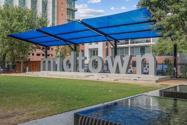 Primary Photo - 1315 Anita St