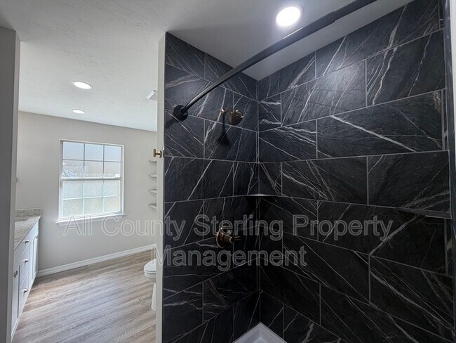 Building Photo - 11880 49th Rd