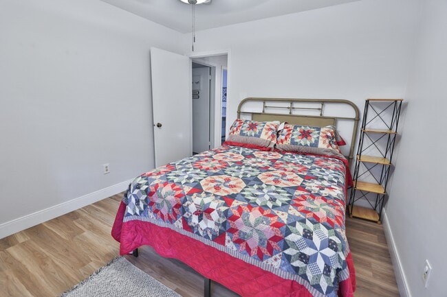 Building Photo - 16322 Southampton Dr