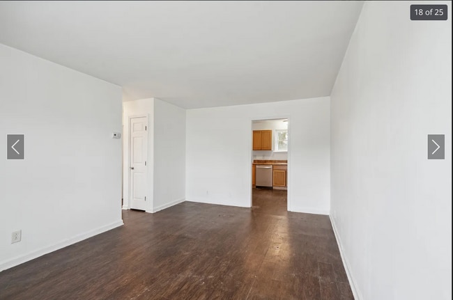 Building Photo - 3632 Willow Creek Ct