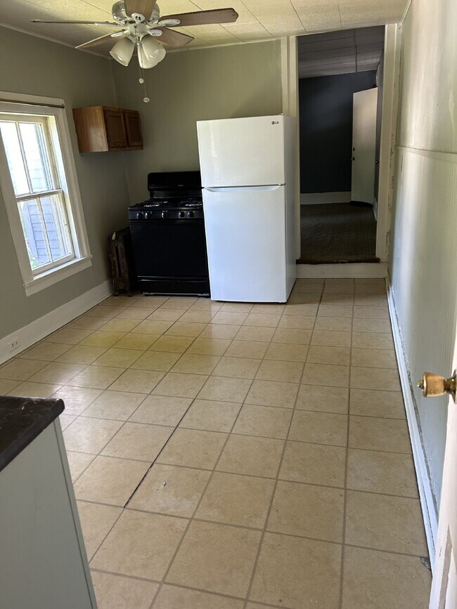 Building Photo - 1 Bedroom Apartment in Caledonia - Available August 22nd, 2026