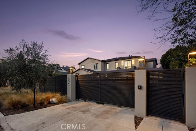 Building Photo - 15547 Valley Vista Blvd