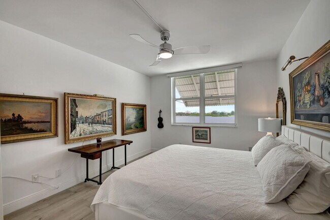 Building Photo - 2840 S Ocean Blvd