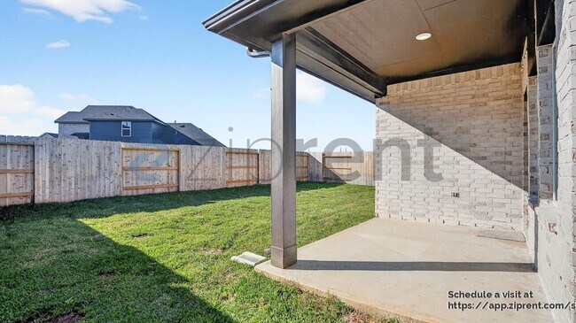 Building Photo - 3076 Dylan Skyland Dr