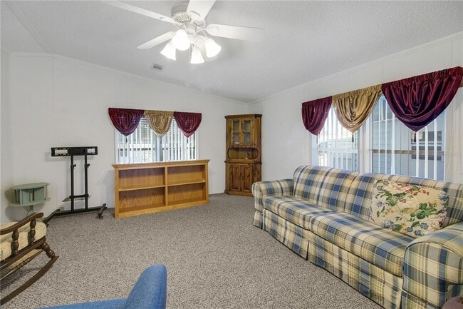 Building Photo - 5229 Hartford Ln