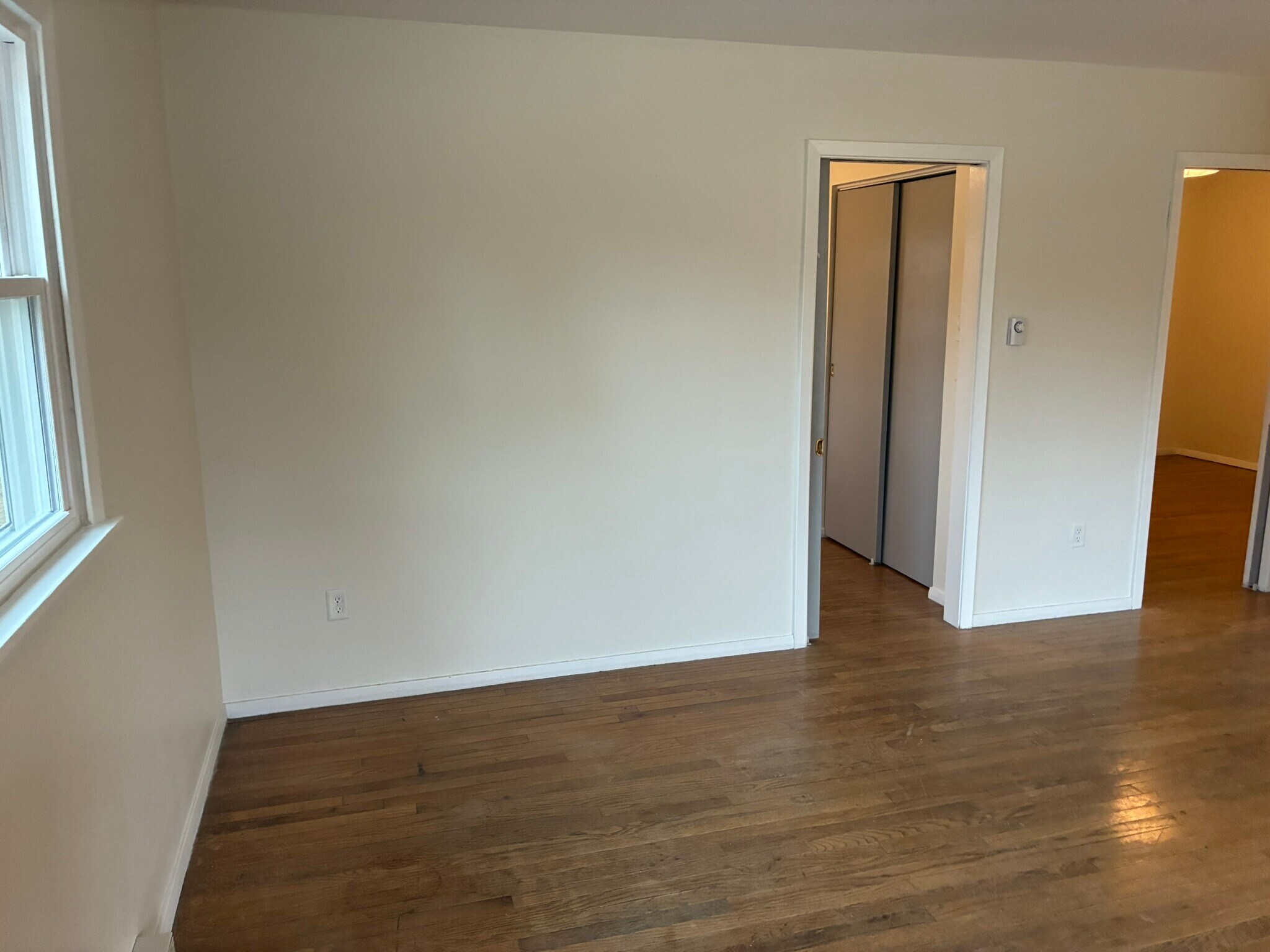 Building Photo - 309 Sandra Dr