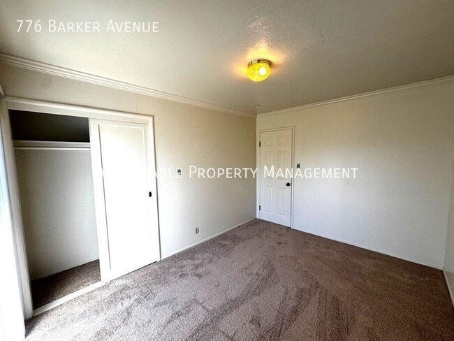 Building Photo - 776 Barker Ave