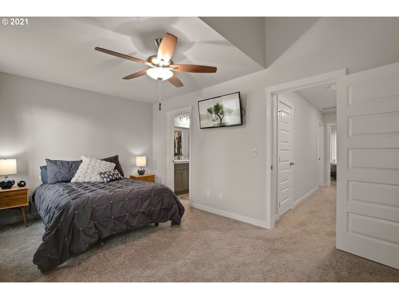 Building Photo - 17859 SW Rudolph Ln