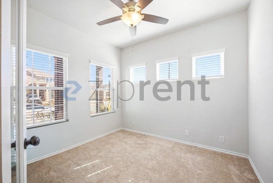 Building Photo - 7063 Sycamore Pass