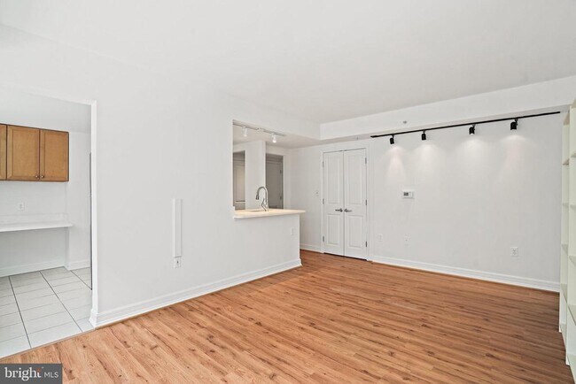 Building Photo - 1225 13th St NW