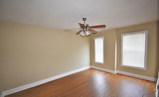 Building Photo - 4988 Burkhalter Rd