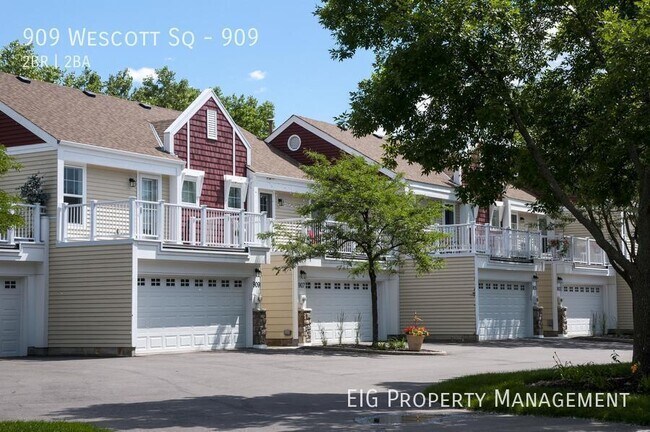 Building Photo - 909 Wescott Square