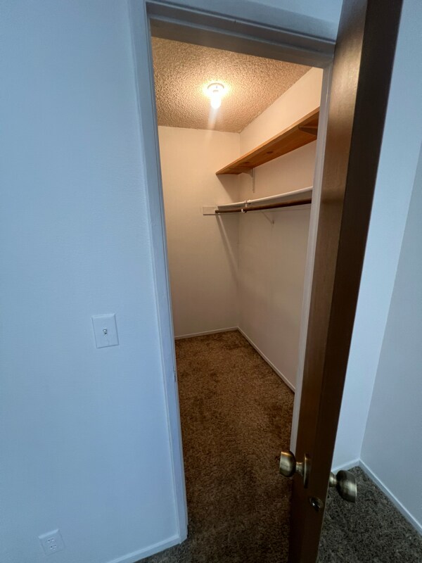 Building Photo - 4722 Greenholme Dr