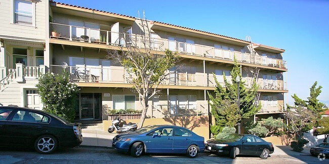 Building Photo - 240 Cumberland