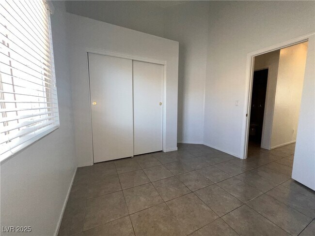 Building Photo - 1356 Lamplight Village Ln