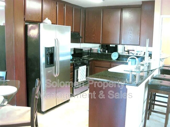 Building Photo - 505 Lands End Way