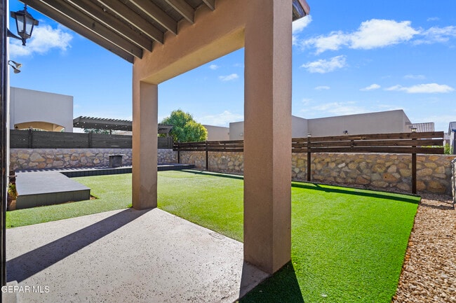 Building Photo - 13538 Lawkland St