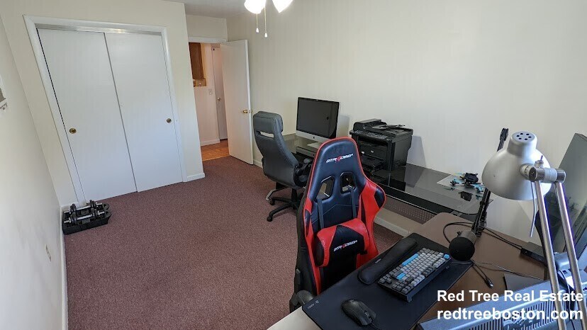 Building Photo - 28 Brentwood St