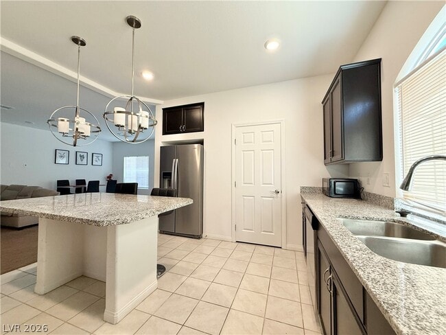 Building Photo - 7777 S Westwind Rd