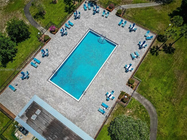 Building Photo - 2504 Antigua Terrace