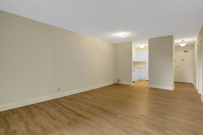 Building Photo - Studio Condo with all utilities included for rent!