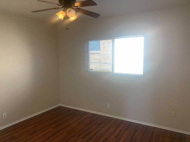 Building Photo - *COMING SOON* Beautiful Corner Lot Home in Desirable Stone Oak!