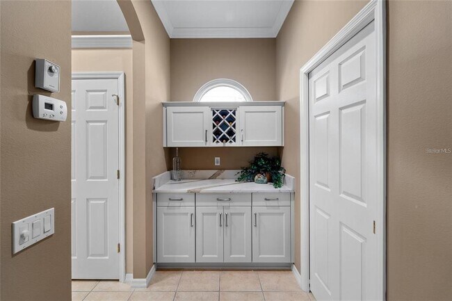 Building Photo - 5175 Cantabria Crest