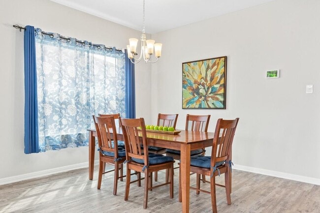 Building Photo - 2072 Port Ellen Dr