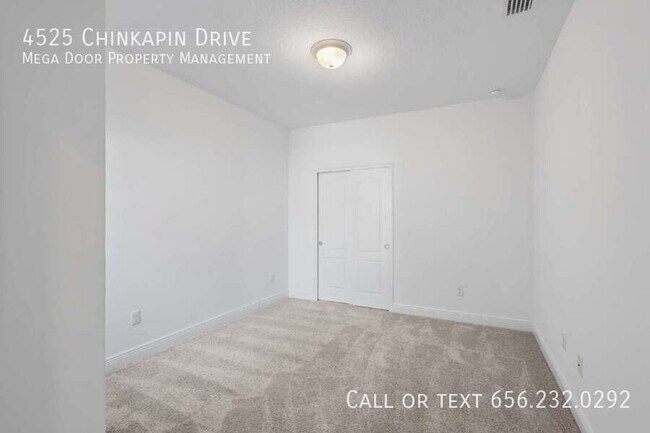 Building Photo - 4525 Chinkapin Dr