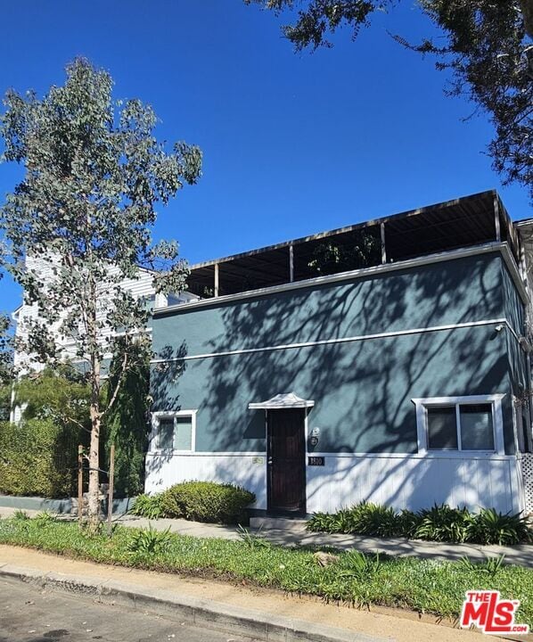 Building Photo - 1810 Westholme Ave