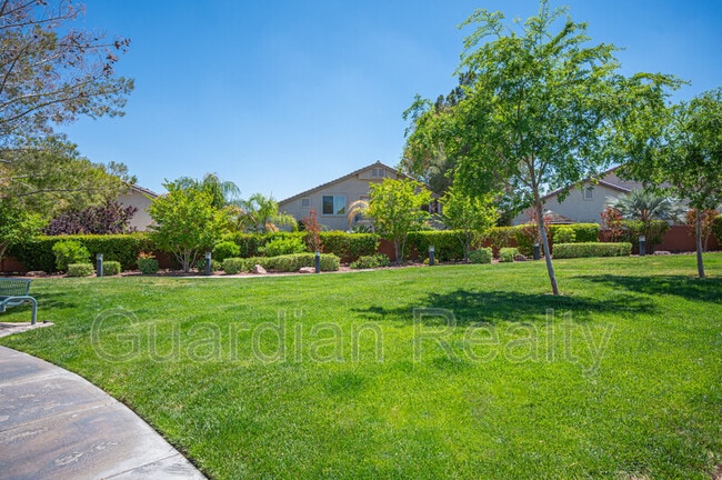 Building Photo - 11112 Pine Greens Ct