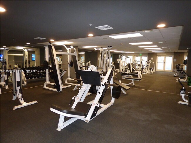 Building Photo - 185 SE 14th Terrace