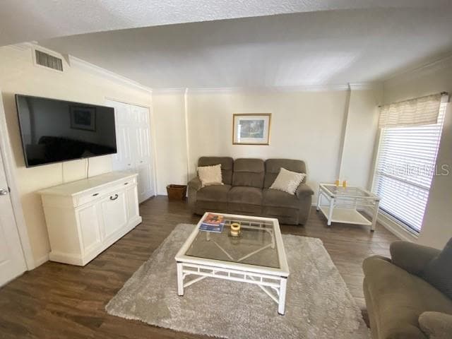 Building Photo - 2700 Cove Cay Dr