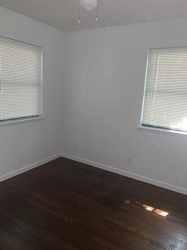Building Photo - Great Rental in Farmers Branch, TX 75234
