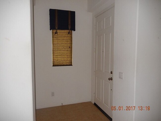 Building Photo - 35423 Ocotillo Ct