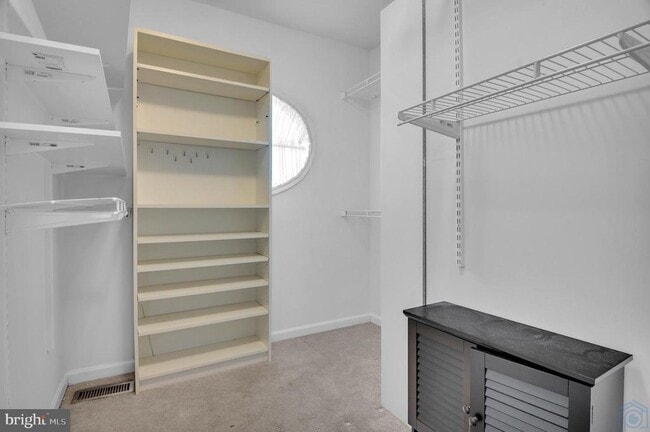 Building Photo - 2800 Pulpit Hill Ct