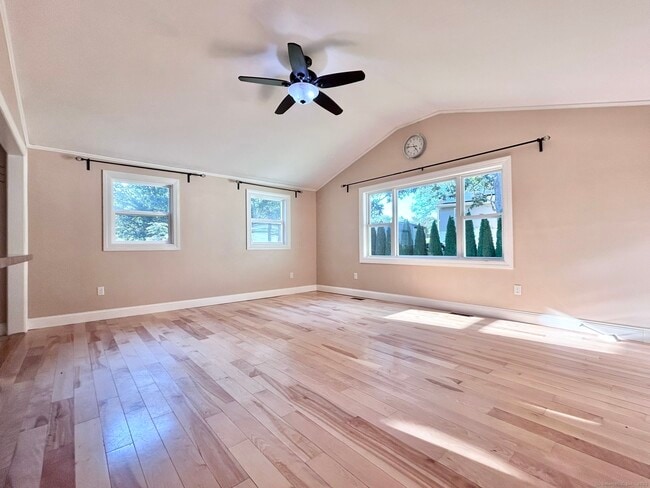 Building Photo - 39 Virginia Rd