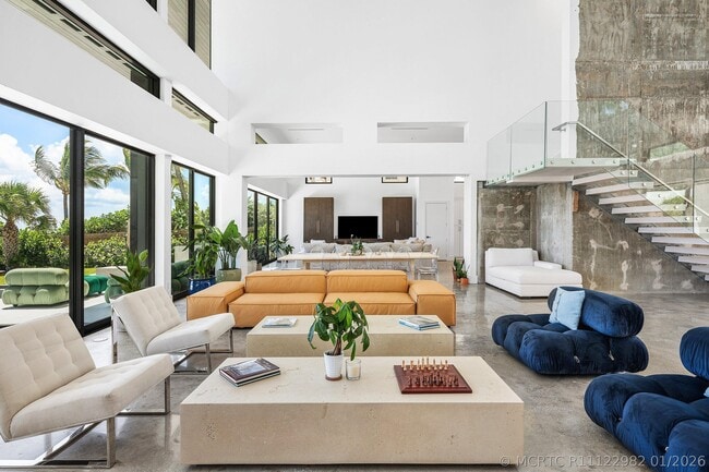 Building Photo - 6273 N Ocean Blvd