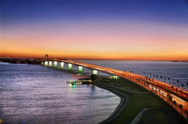 Building Photo - 226 Golden Gate Point