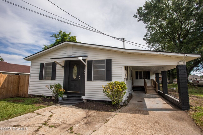 Building Photo - 408 Martin Luther King Jr Dr