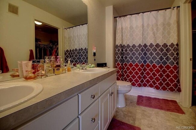 Building Photo - 3350 Boulder Cir