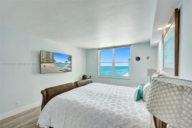 Building Photo - 2501 S Ocean Dr