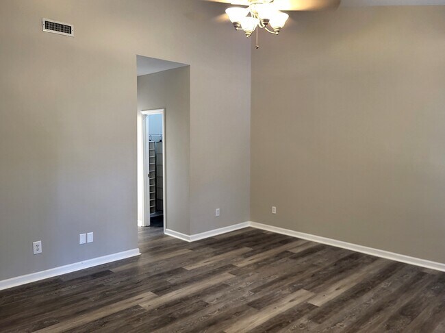 Building Photo - 8300 Neuse Hunter Dr