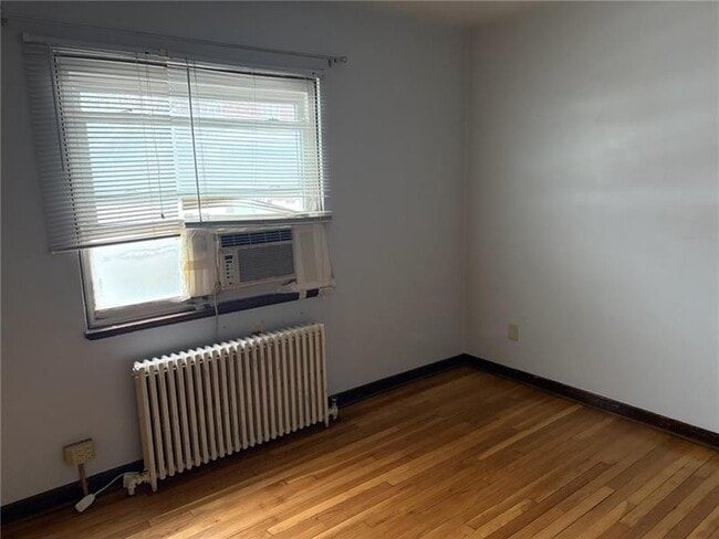 Building Photo - 5839 Darlington Rd