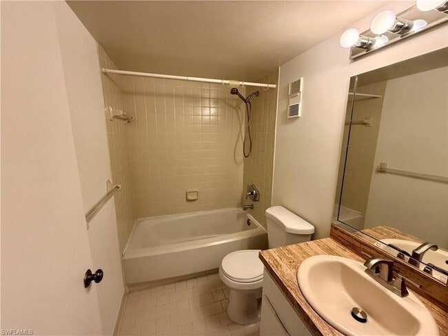 Building Photo - 1516 Mainsail Dr