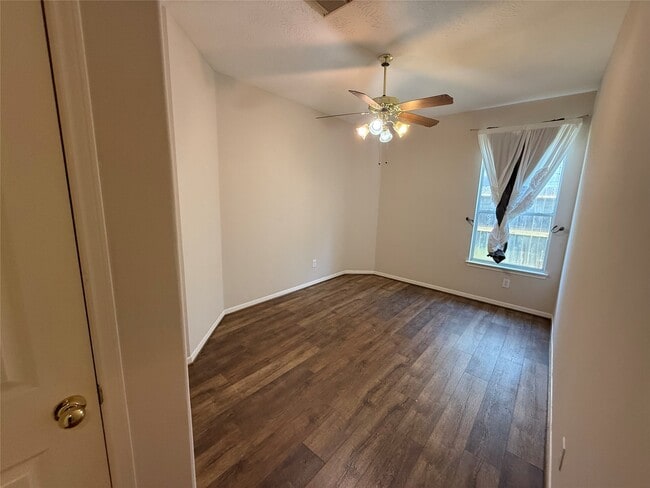 Building Photo - 5126 Winterwood Dr