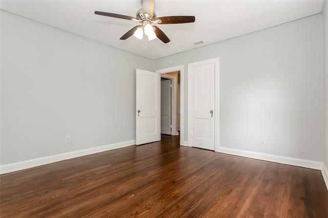Building Photo - 5705 Ross Ave