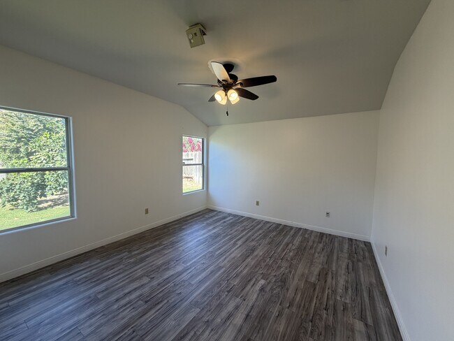Building Photo - 5310 Summer Cypress Dr