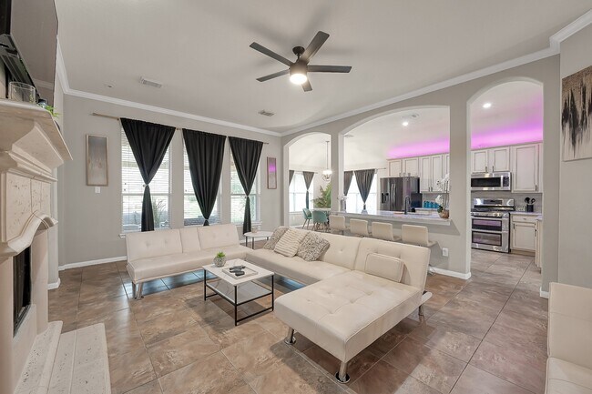 Building Photo - 180 Park Way